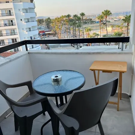 Apartamento To Sea Lux Finikoudes *